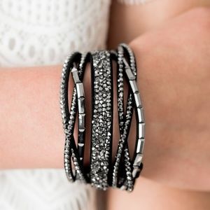 Adjustable black wrap bracelet. New!